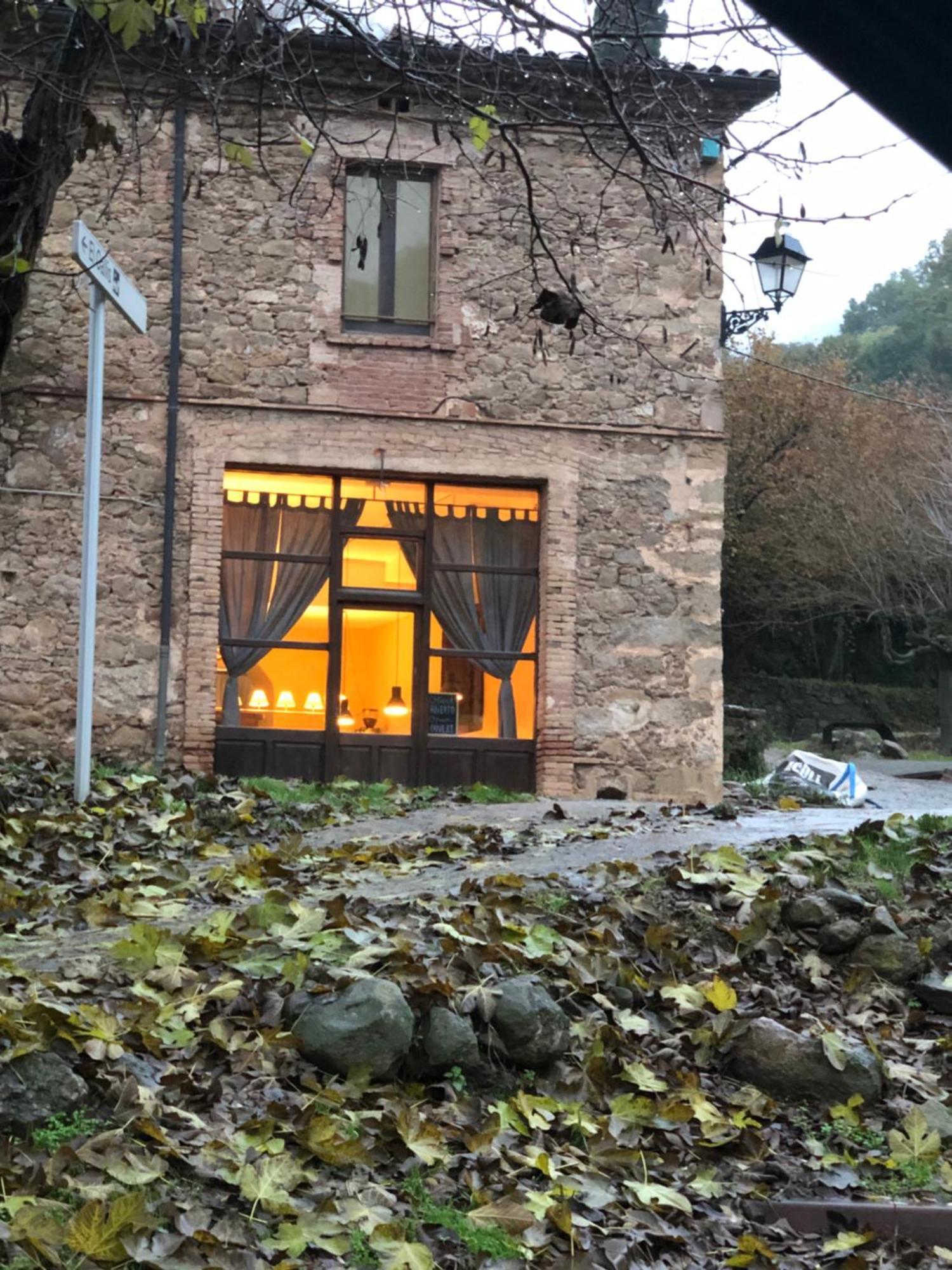 Hostal De Bianya La Vall de Bianya Exteriér fotografie
